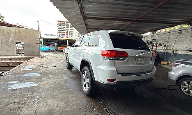 Jeep Grand Cherokee ...