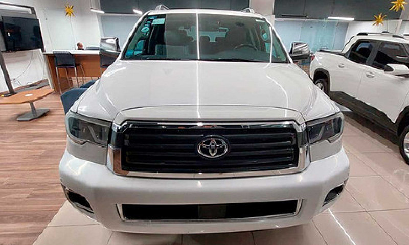 Toyota - Sequoia 201...