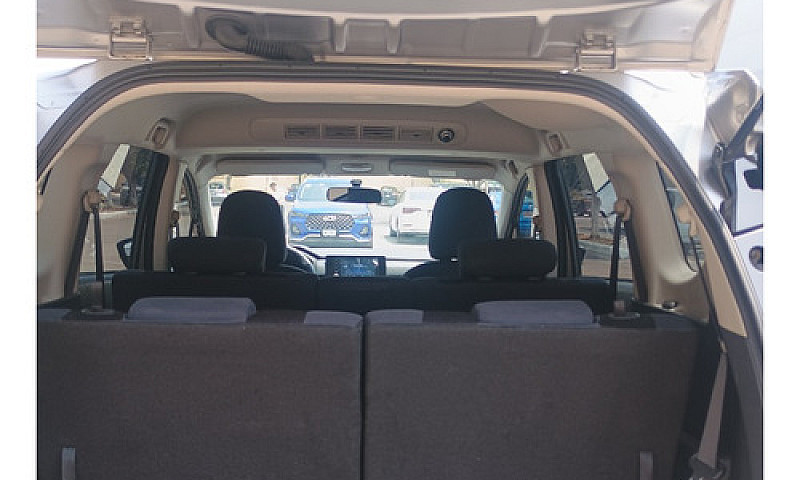 Mitsubishi Xpander 1...