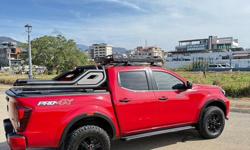 Nissan Frontier 2.5 ...
