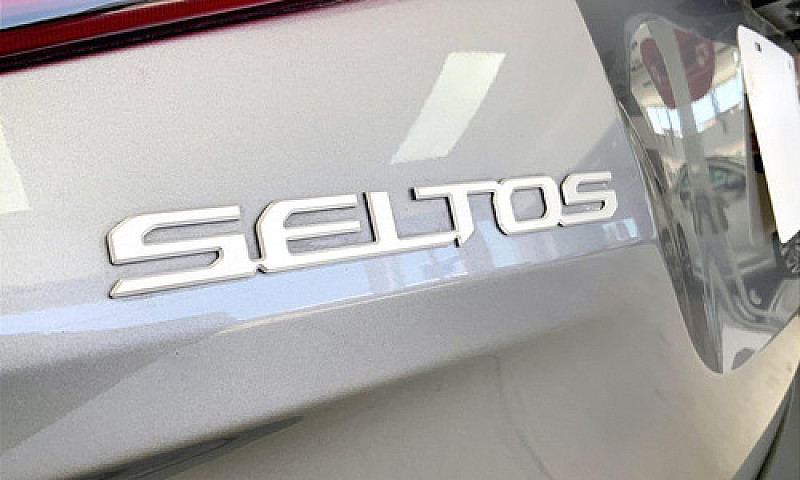 Kia Seltos 2023...
