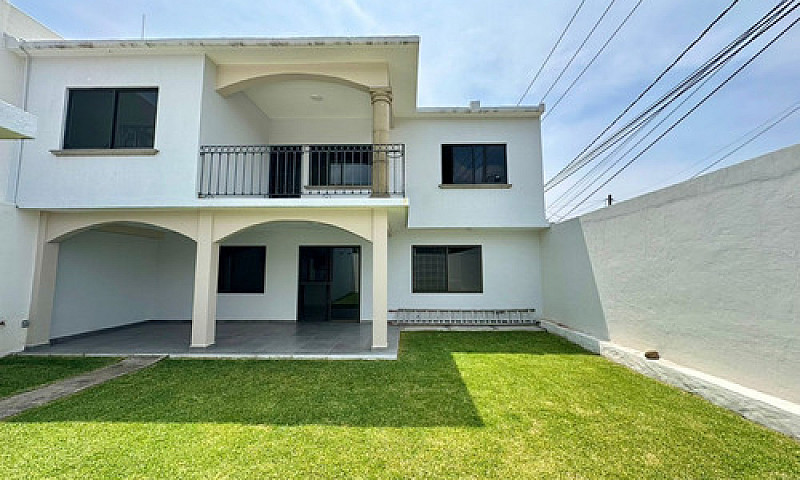 Casa En Venta Ahuate...