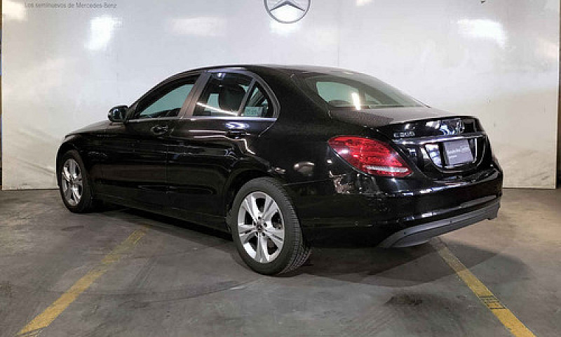 Mercedes-Benz Clase ...