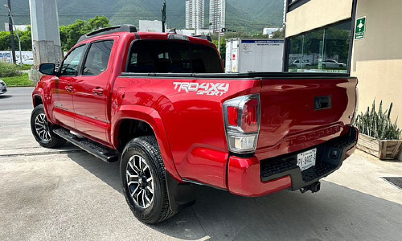 Toyota Tacoma 2021...