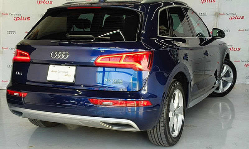 Audi Q5 Security 202...