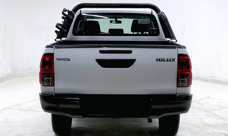 Toyota Hilux 2019...