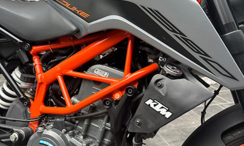 Duke 390 Semi Nueva...