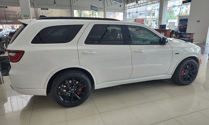 Dodge Durango 6.4 V8...