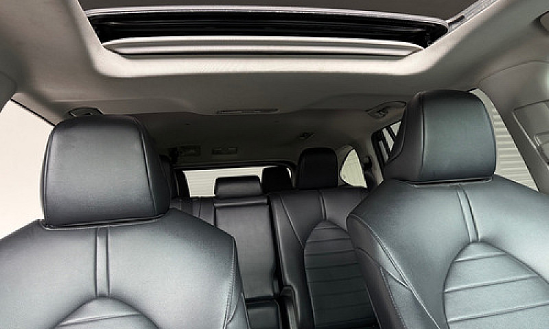Toyota Highlander 3....