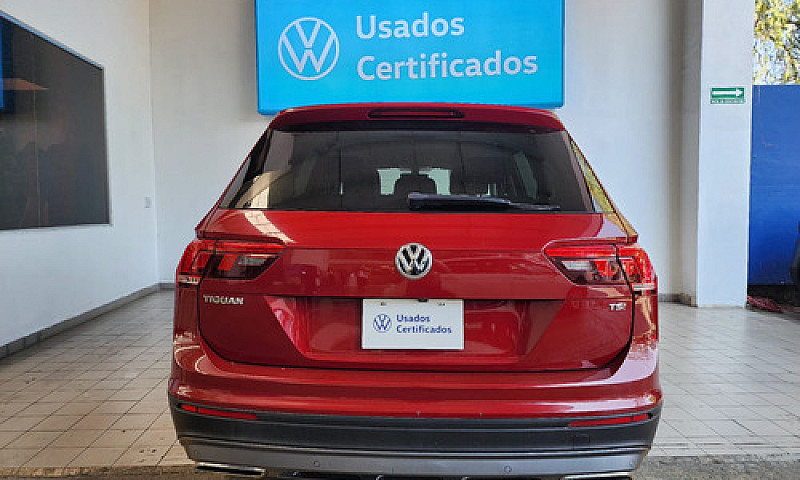 Volkswagen Tiguan 1....