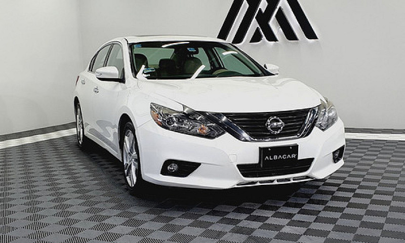Nissan Altima 2017 3...