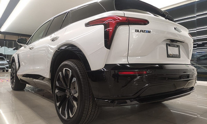 Chevrolet Blazer Ev ...