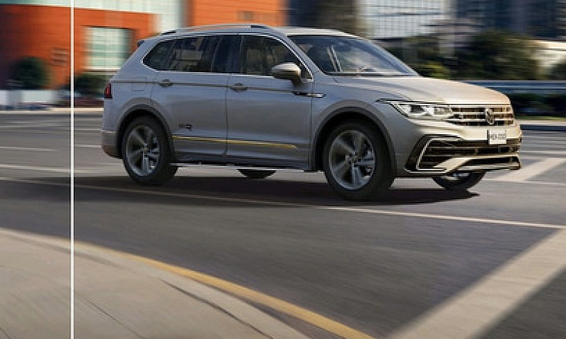 Volkswagen Tiguan R-...