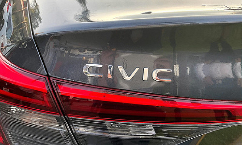 Honda Civic 2024...