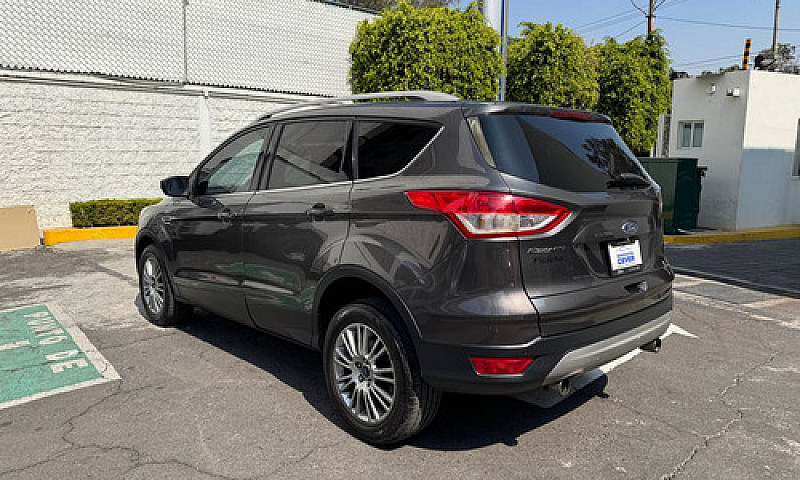 Ford Escape 2015...