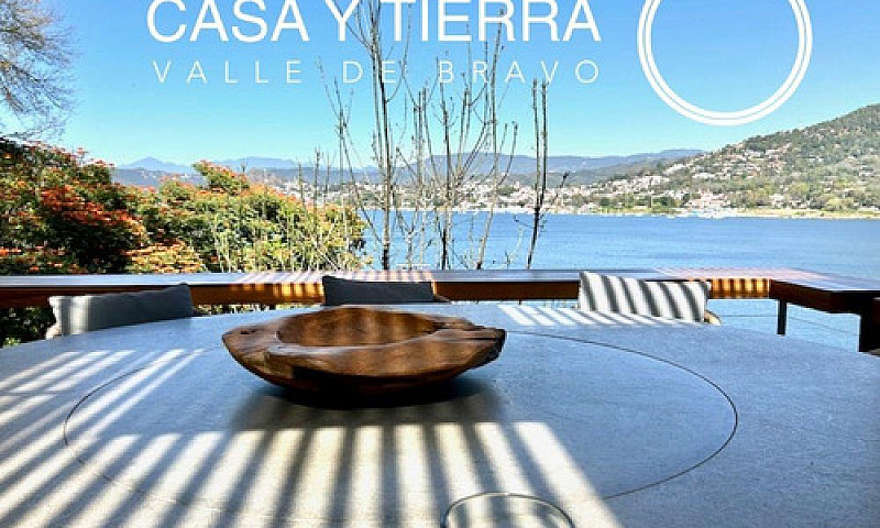 Casa En El Lago En E...