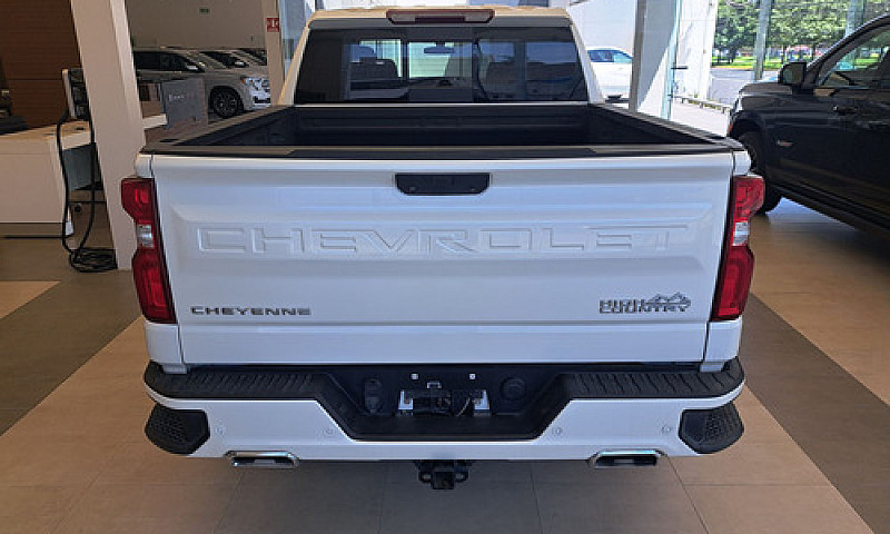 Chevrolet Cheyenne 2...