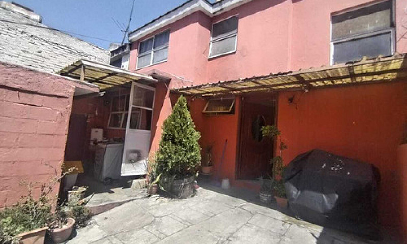 Casa En Venta, Viver...