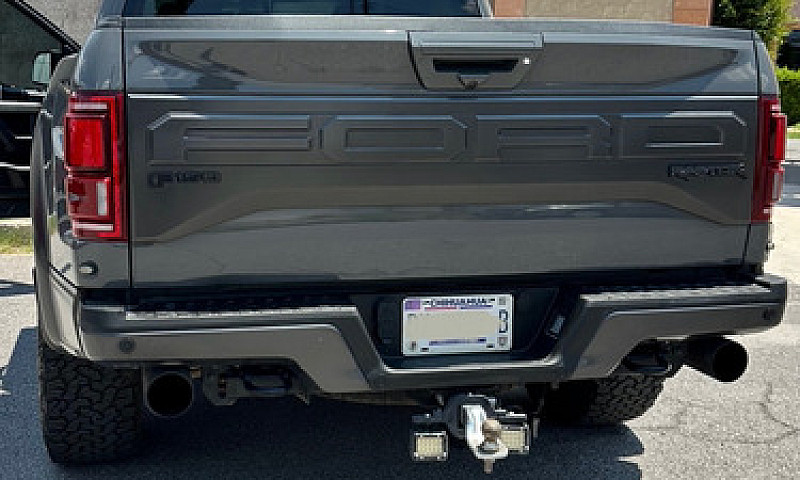Ford F150 Raptor 201...