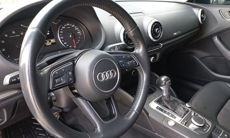 Audi A3 1.4 Sedán Se...