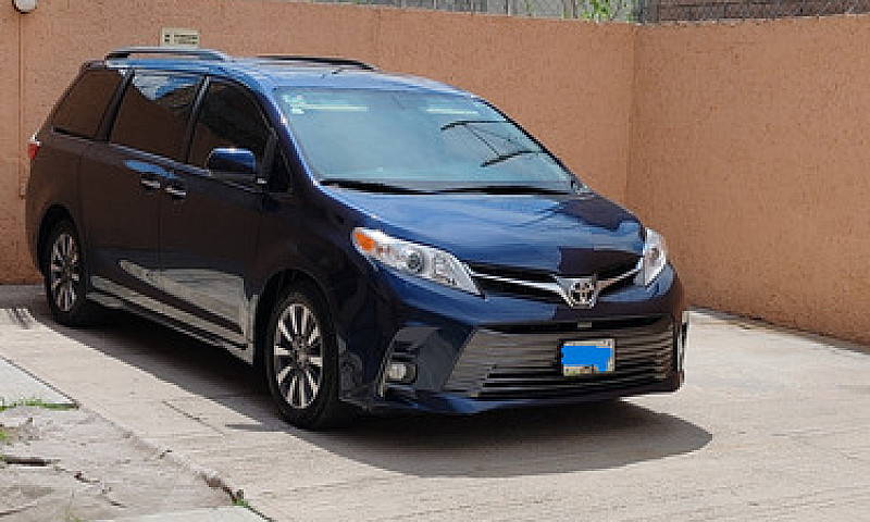 Toyota Sienna 3.5 Xl...
