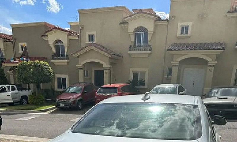Casa Dentro Del Frac...