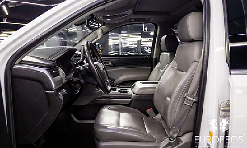 Chevrolet Suburban 5...