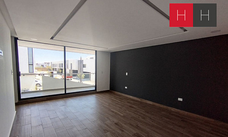 Casa En Venta En Lom...