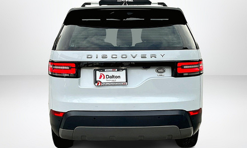 Land Rover Discovery...