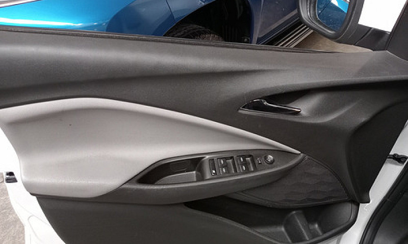 Chevrolet Onix 2021 ...
