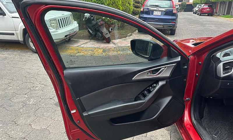 Mazda Mazda 3 2.5 S ...