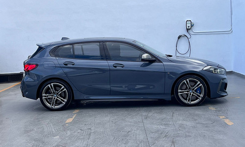 Bmw Serie 1 2023...