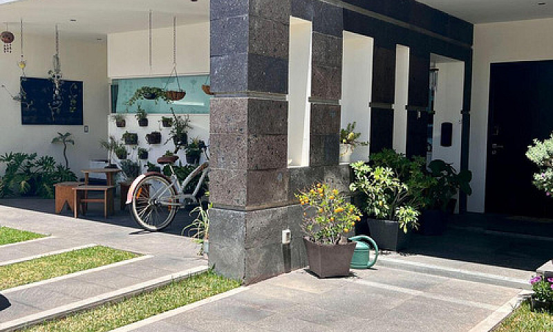Casa En Venta En Zap...