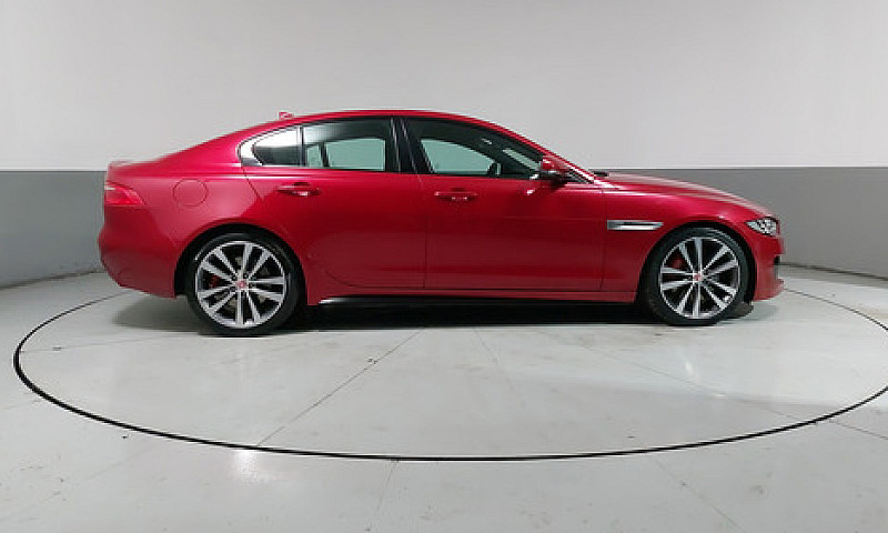 Jaguar Xe 3.0 S Auto...