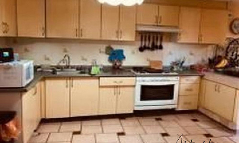 Casa En Venta En Mag...