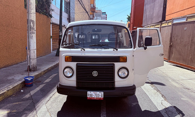 Volkswagen Combi 1.6...