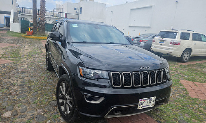 Jeep Grand Cherokee ...
