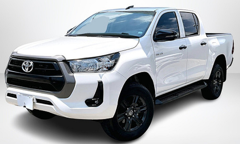Toyota Hilux 2022...