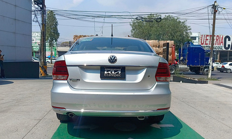 Volkswagen Vento 201...