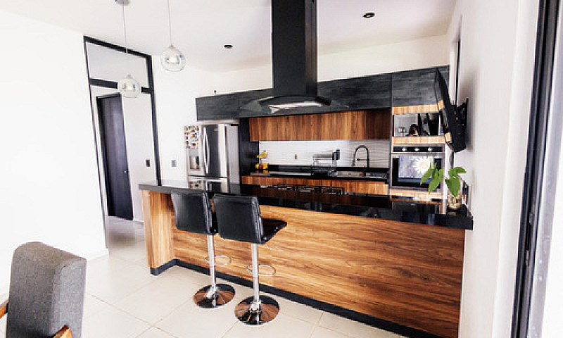$5,250,000  Residenc...