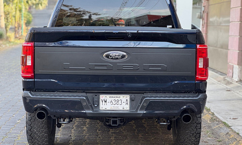 Ford Lobo Tremor 4X4...