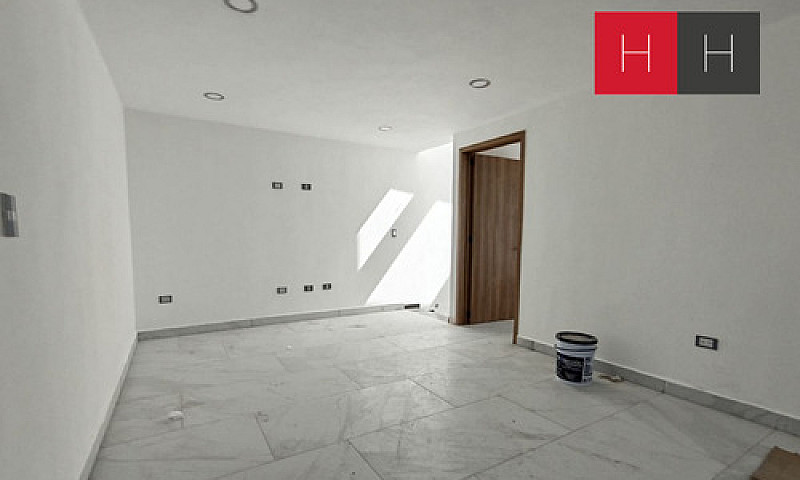 Casa En Venta En Lom...