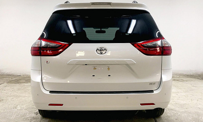 Toyota Sienna 2020...