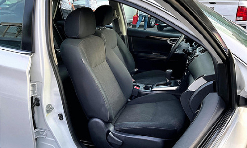 Nissan Sentra 2019...