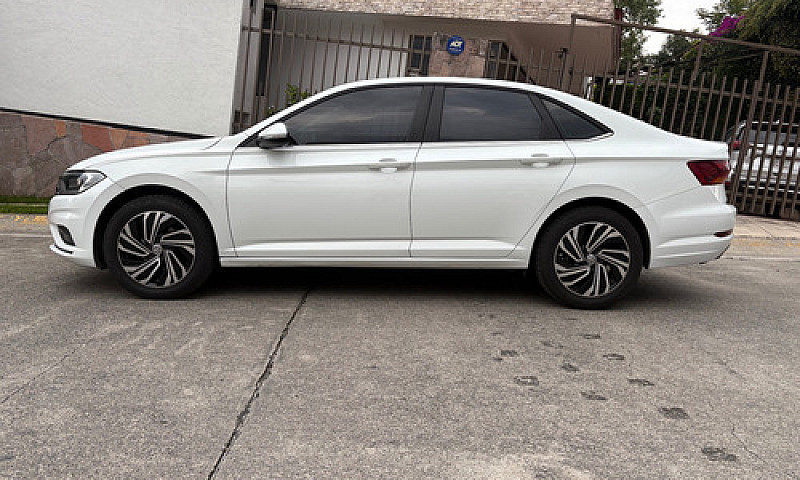 Volkswagen Jetta 1.4...