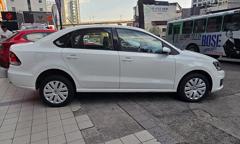 Volkswagen Vento 1.6...