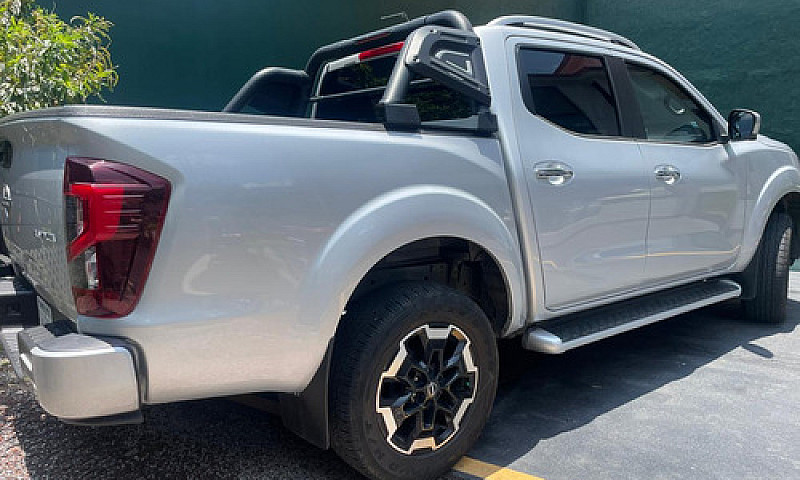 Nissan Frontier 2.5 ...