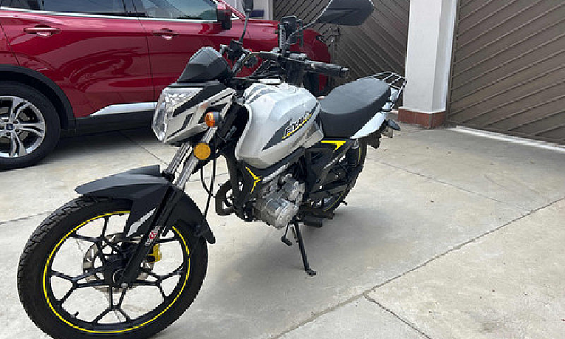 Moto Nueva De Paquet...
