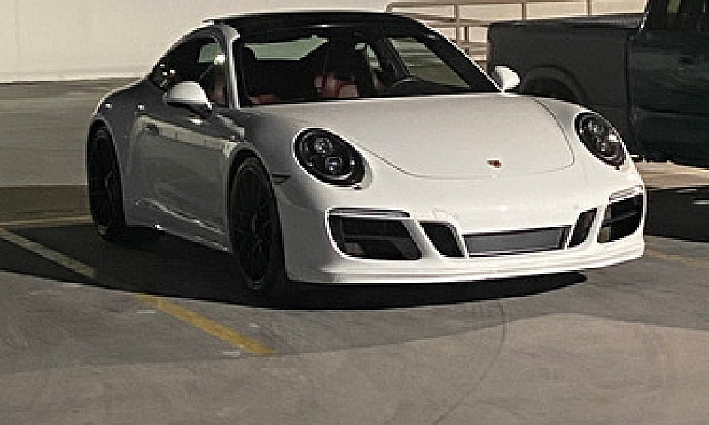 Porsche 911 3.0 Carr...