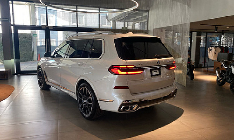 Bmw X7 2025...